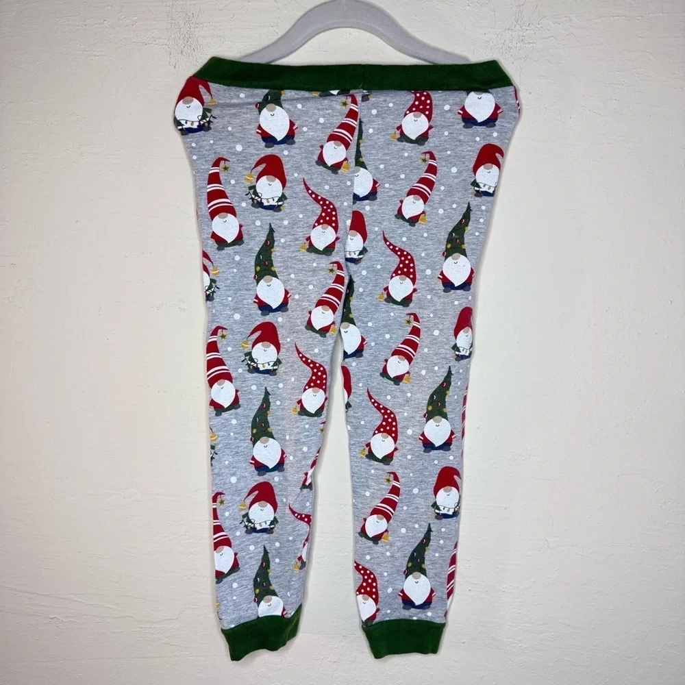 Mud Pie Christmas Gnomes Gray and Green Long Sleeve Henley Pajama Set Size 4T